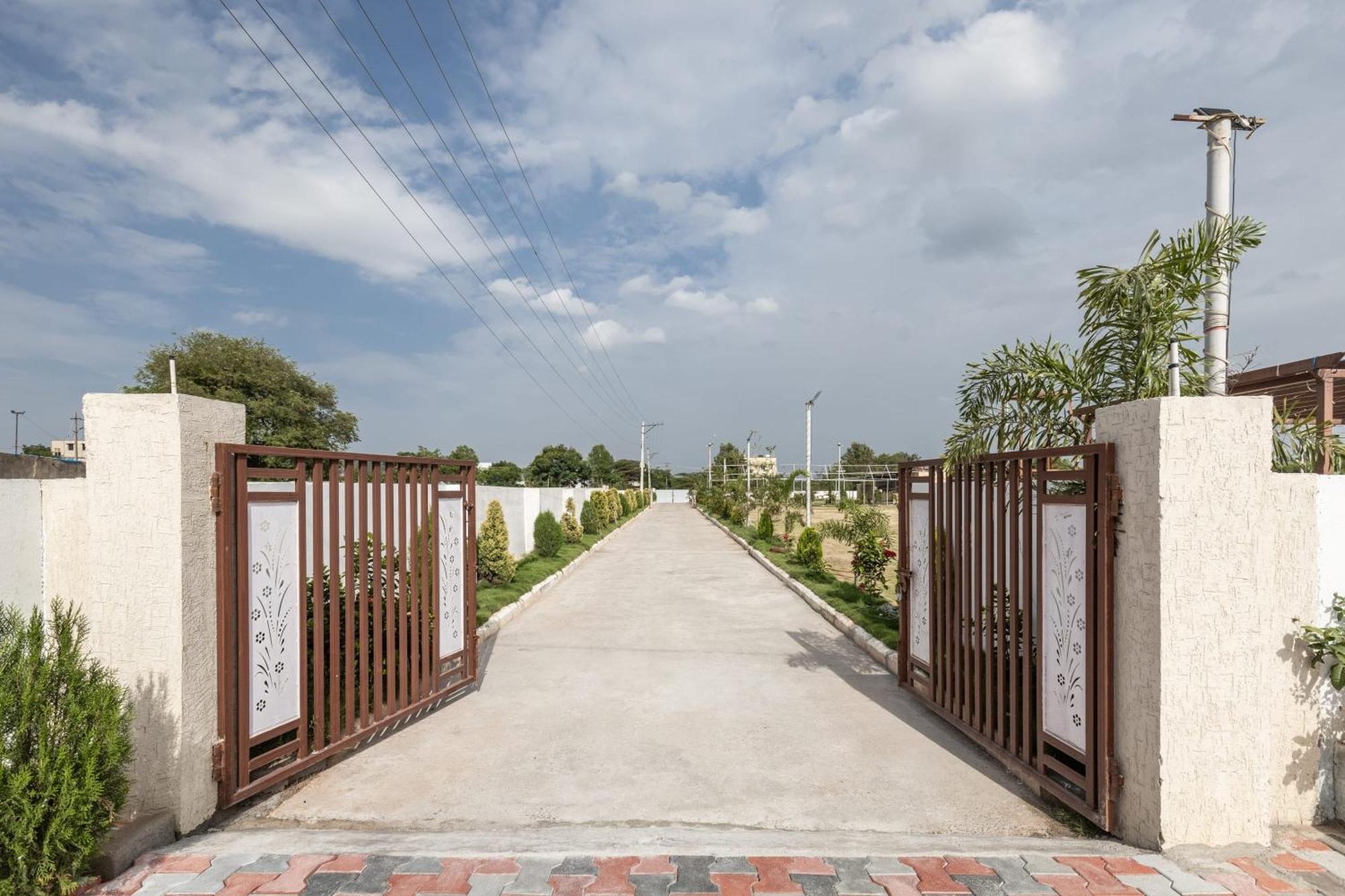 Aqua Lagoon Villa By Secret Turtle Pvt Pool Private Lawn Secunderabad Экстерьер фото